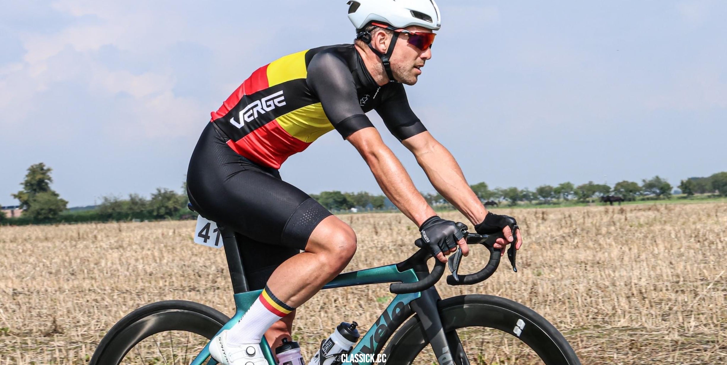 Classick Sokken en Overschoenen: De Keuze van de Nieuwe Belgisch Kampioen EZC, Jari Verstraeten 🇧🇪🥇